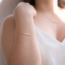 Load image into Gallery viewer, pearls bracelet

